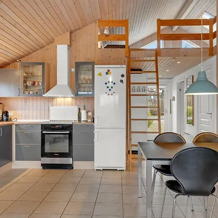 Filisha - 200m From The Sea By Interhome 펜션 *